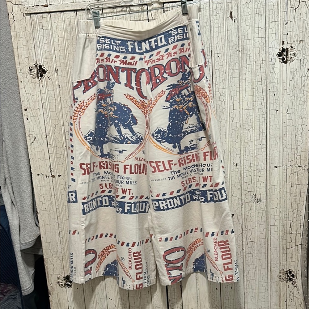 Jaded Gypsy flour sack cropped pants.  Excellent condition.  Size large